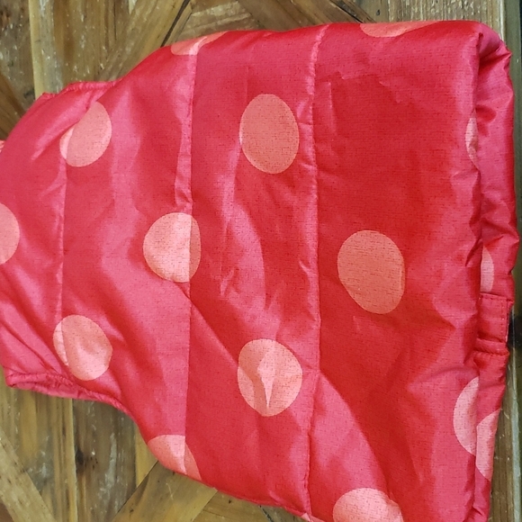 DISNEY Minnie Mouse Red Vest - Picture 2 of 3
